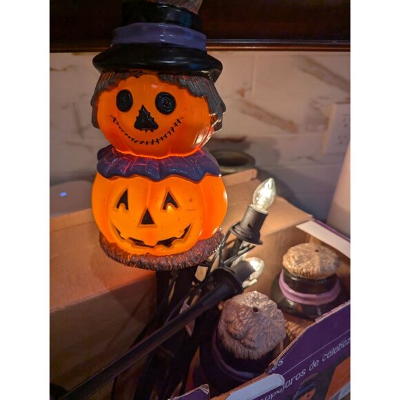 Vtg Halloween Blow Mold Pumpkin Scarecrow 4 Yard Lawn Stakes in box Fall - Picture 6 of 15